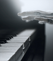 piano-hands